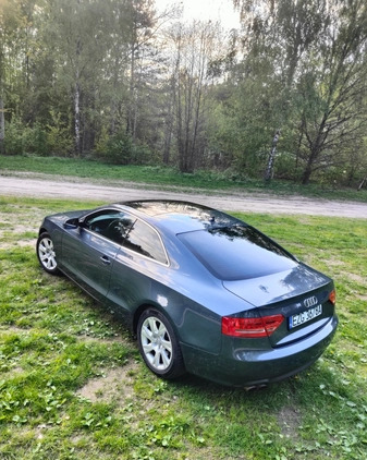 Audi A5 cena 45900 przebieg: 220000, rok produkcji 2009 z Zgierz małe 56